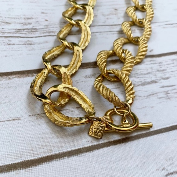 Vintage Anne Klein Choker - Picture 6 of 7